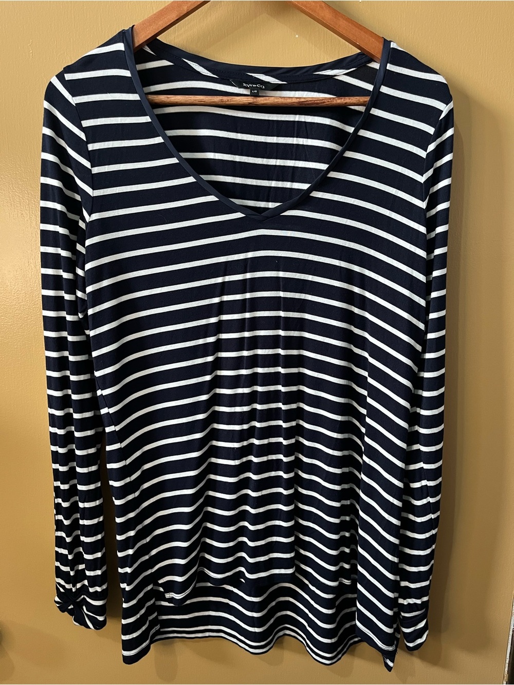 RW&CO. Navy and White Striped V-Neck Long Sleeve Tee